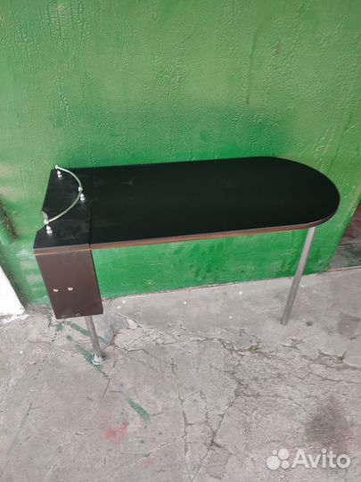 Столик на Вито 638