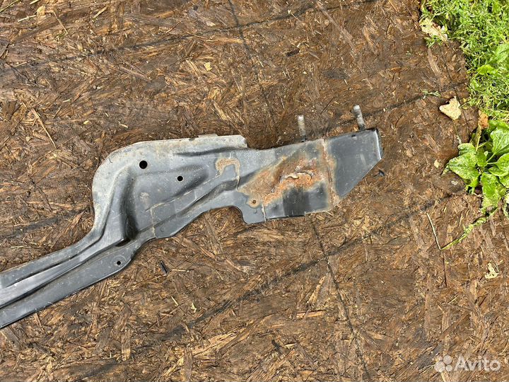 Infiniti fx35 fx45 усилитель кузова днища