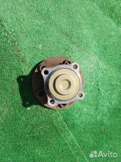 Ступица задняя Mercedes Gla