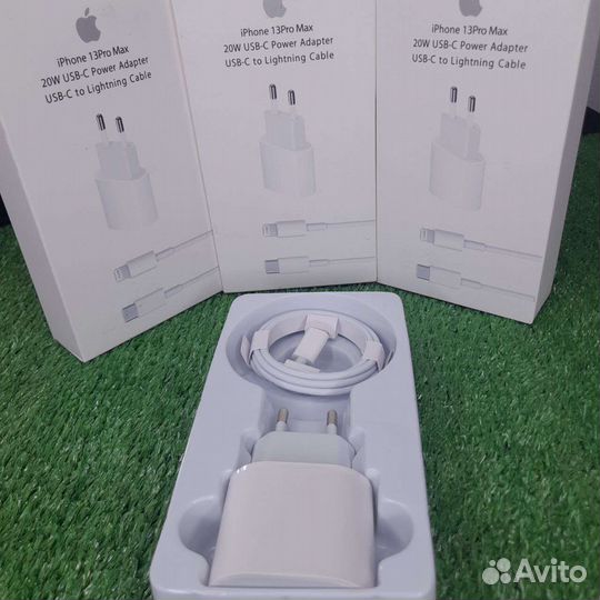 Зарядное устройство на iPhone 2в1