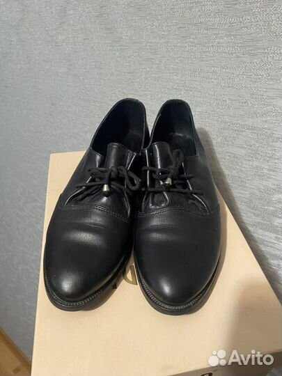 Полуботинки женские 38 размер