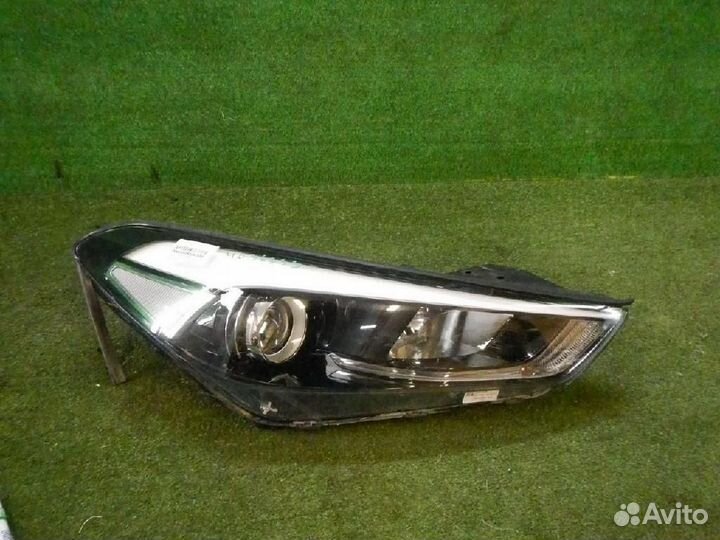 Фара правая Hyundai Tucson