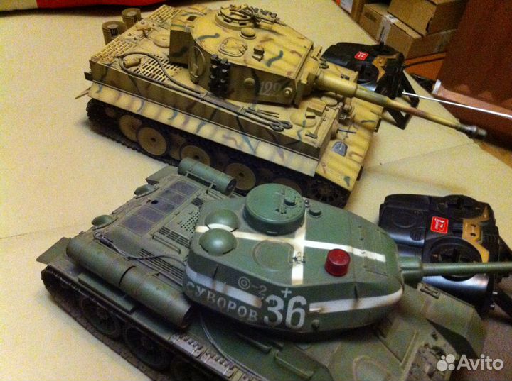 Танки Т-34 и тигр на радиоуправлении в М 1:16