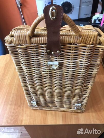 Корзина плетеная набор для пикника на двоих)