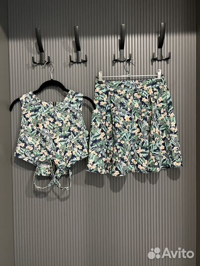 Фирменная одежда пакетом