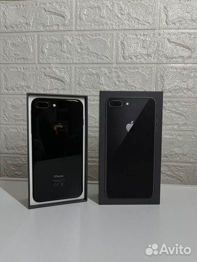 iPhone 8 Plus, 64 ГБ