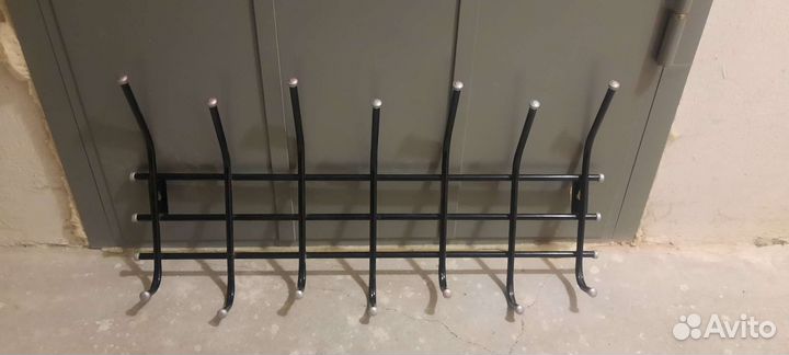 Вешалка для верхней одежды