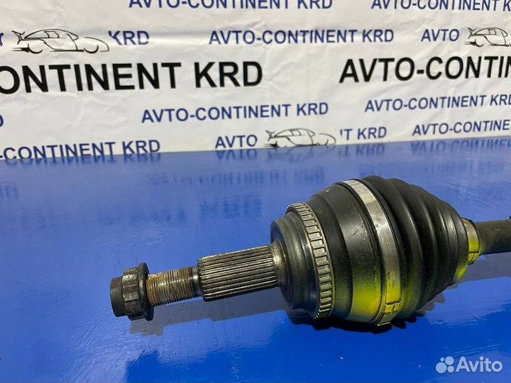 Привод передний левый Toyota Alphard MNH10 1MZ