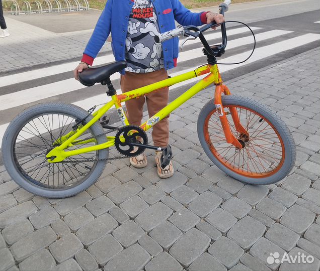 Трюковой велосипед bmx