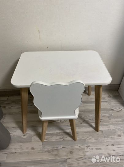 Детский стол и стульчик