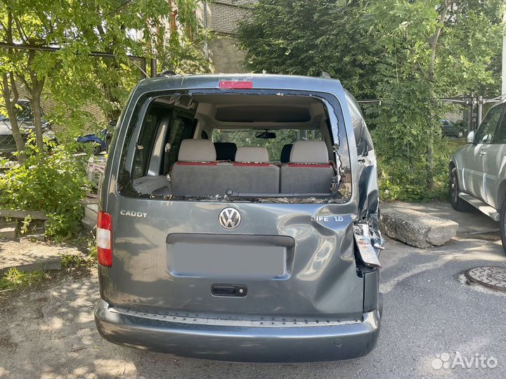 Volkswagen Caddy 1.6 МТ, 2008, битый, 168 000 км