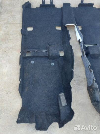 Обшивка пола Toyota Harrier AVU65-0028375 2AR-FXE