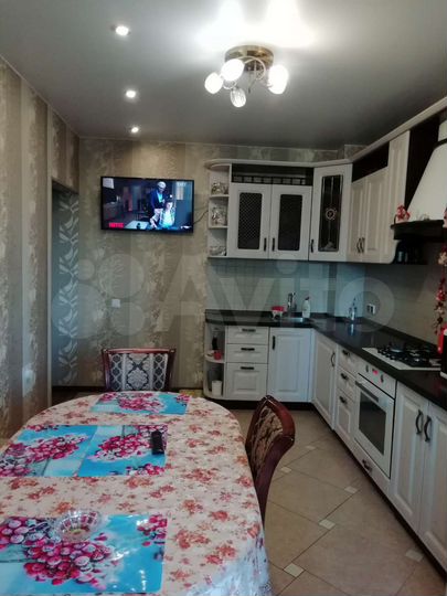 2-к. квартира, 58 м², 4/11 эт.