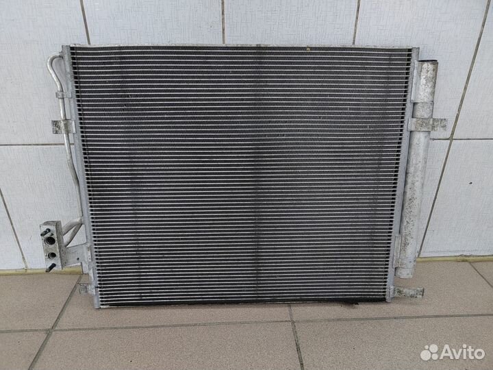 Радиатор кондиционера Kia Sorento 2 XM