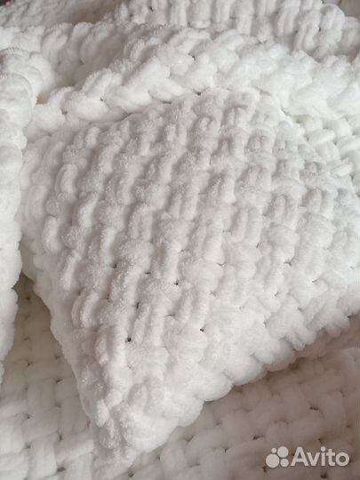 Плед и подушка из ализе пуффи