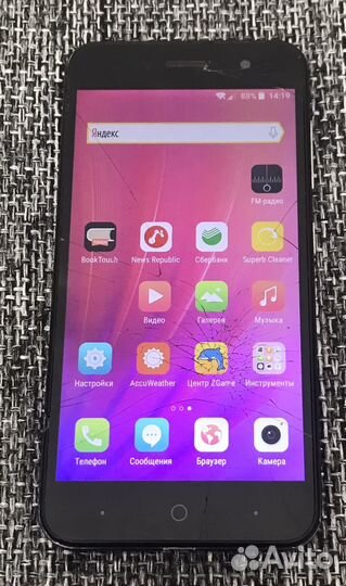 ZTE Blade A520, 2/16 ГБ