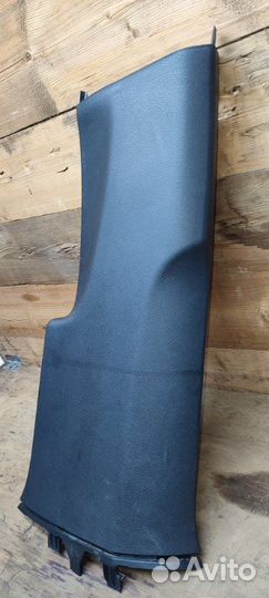 Накладка обшивка стойки правая Volkswagen Passat