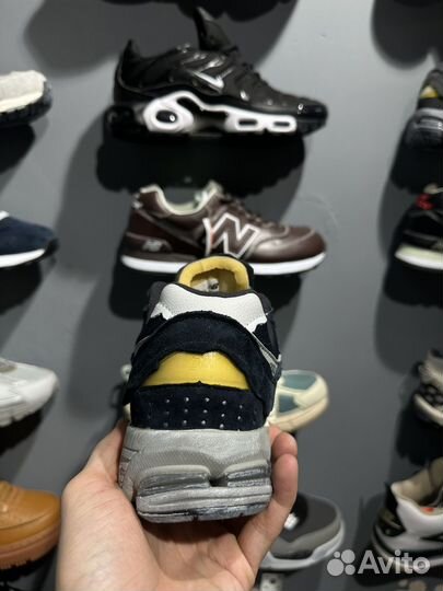 Кроссовки New Balance 2002r