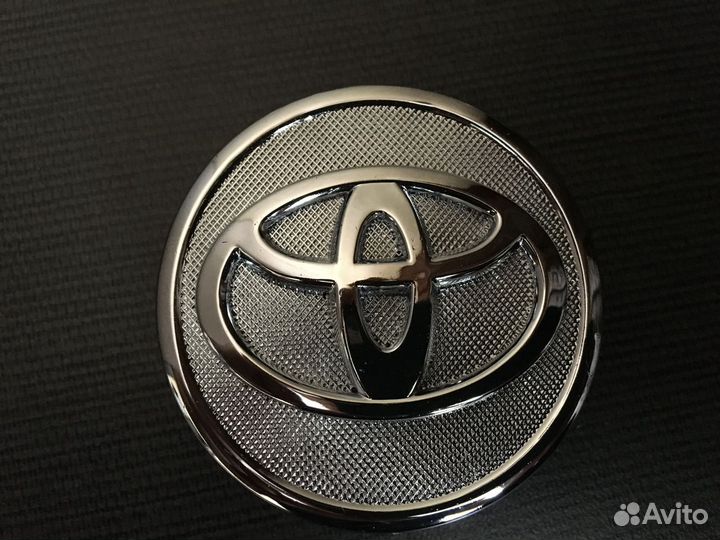 Колпачки 56-57 мм. на toyota