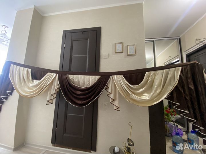 Ламбрикены. Венге-молочный цвет. 3-3,5 метра