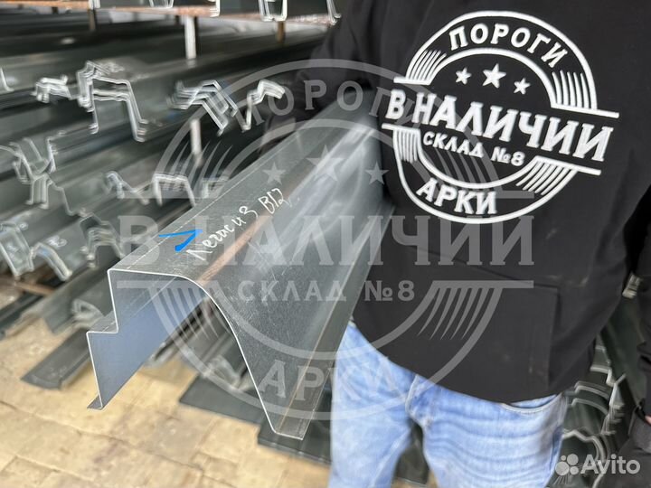 Правый порог Subaru Legacy 3 BE/BH/BT B12