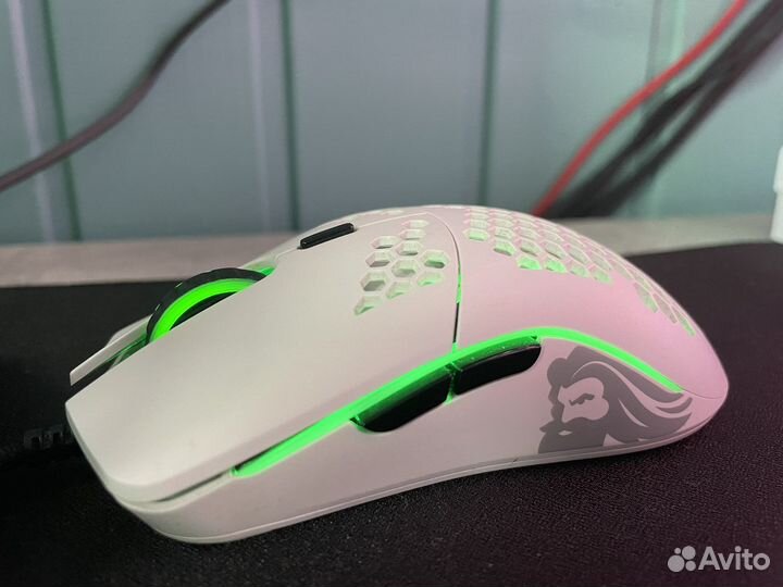 Мышь проводная Glorious Model O Minus белый