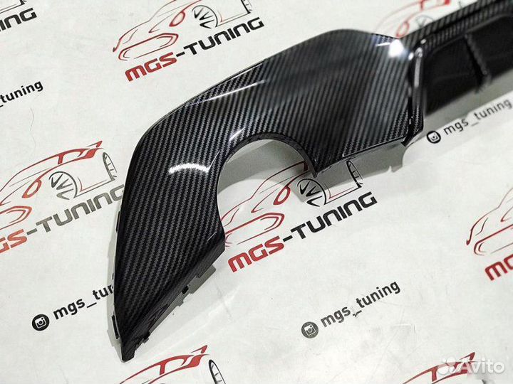 Диффузор BMW 3 G20 M полностью под карбон