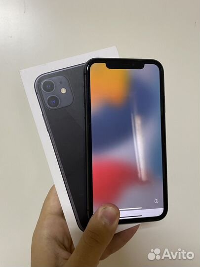 iPhone 11, 64 ГБ