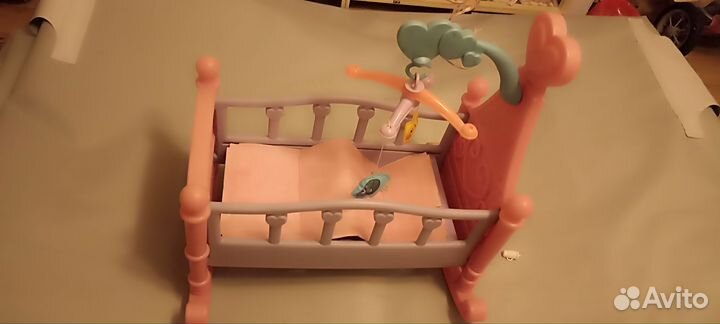 Продам кровать для кукол
