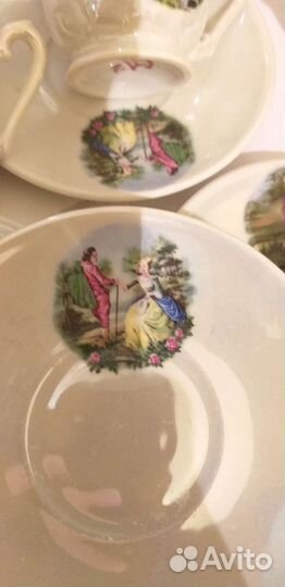 Кофейный сервиз Мадонна,куплен в Югославии в 1975