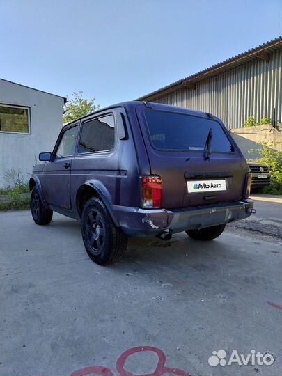 LADA 4x4 (Нива) 1.7 МТ, 2002, 200 000 км