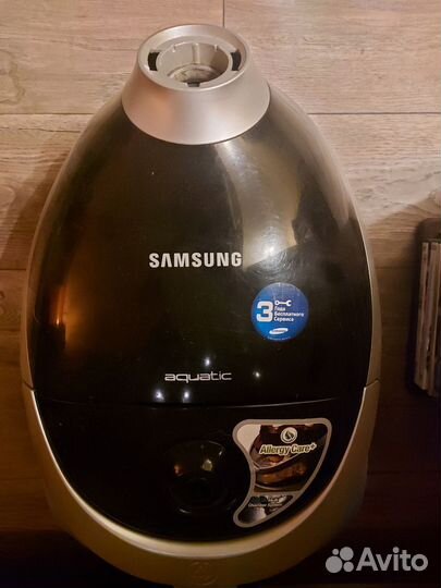 Пылесос с аквафильтром Samsung SD-9421 Aquatic
