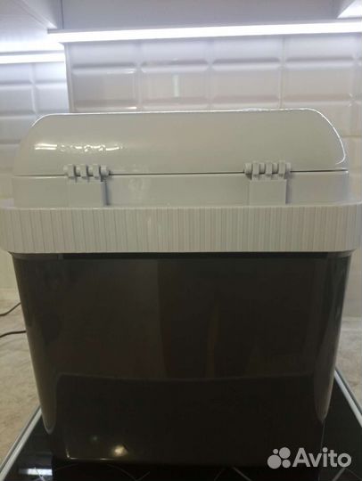 Автомобильный холодильник 12 220 вт