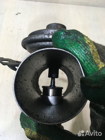 Клапан системы рециркуляции BMW 7 Е65 М57