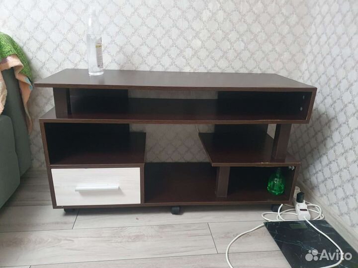 Тумба под тв