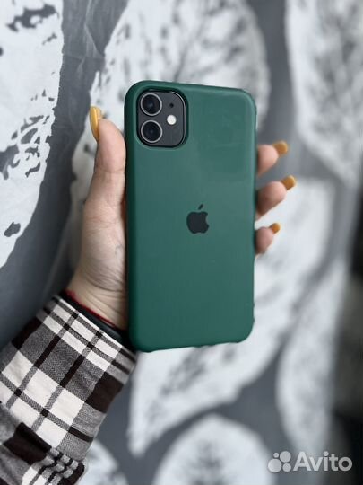 Чехлы на телефон iPhone 11