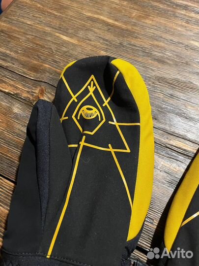Варежки Volcom Goretex L Bryan Iguchi