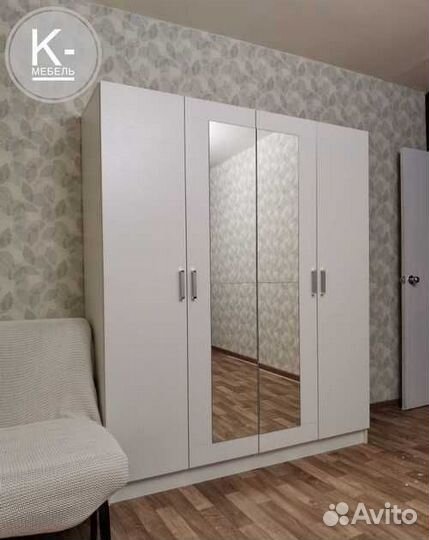 Спальный гарнитур Уют белый