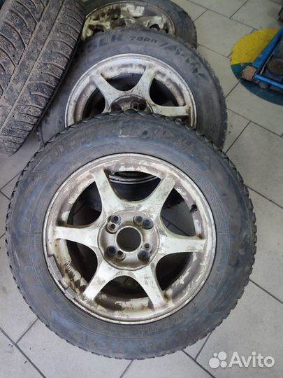 Bridgestone Ice Cruiser 7000S 195/65 R15 91T