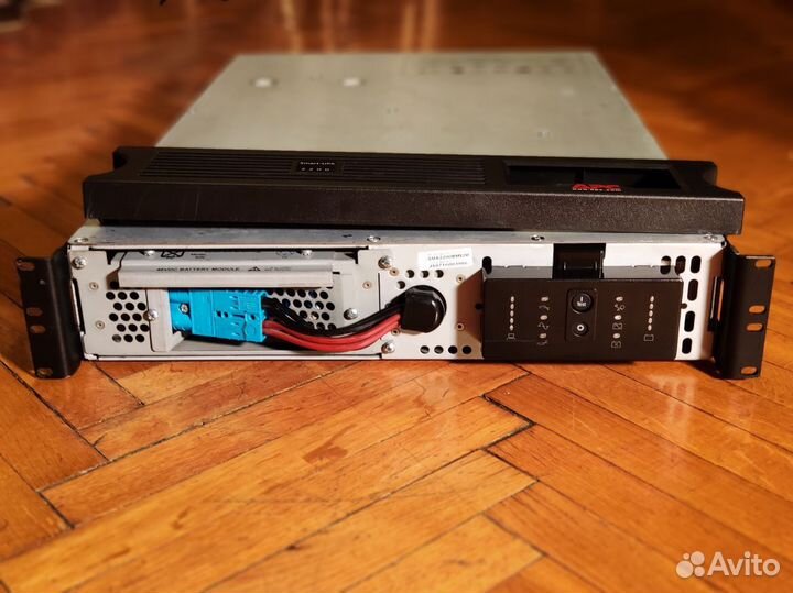 Ибп Smart-UPS SUA2200 2U 230V без акб/ с акб