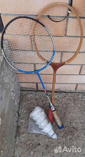 Ракетки для бадминтона