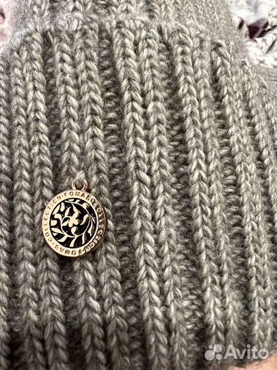 Шапка женская со снудом зимняя