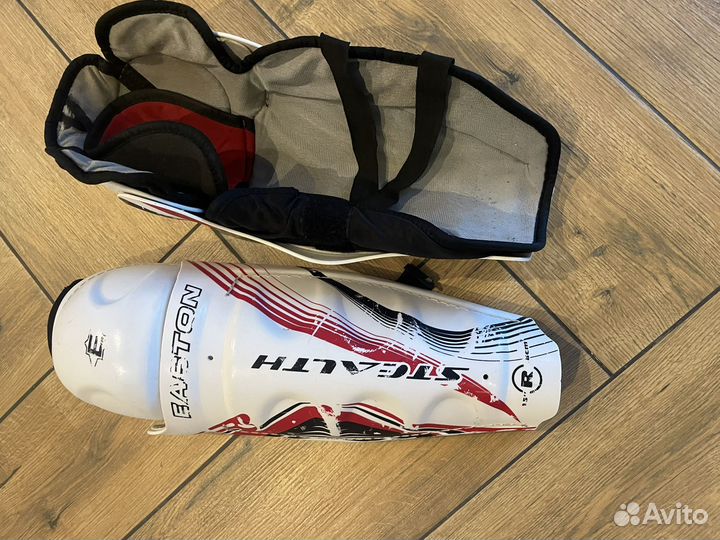 Щитки хоккейные размер 15