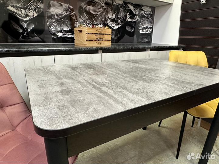 Стол обеденный 