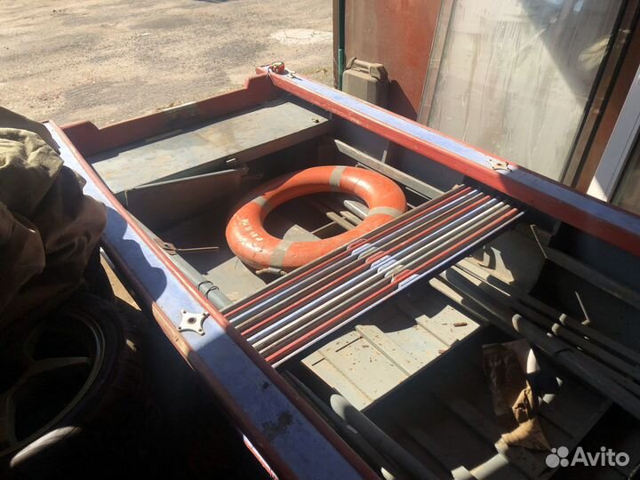 Моторная лодка