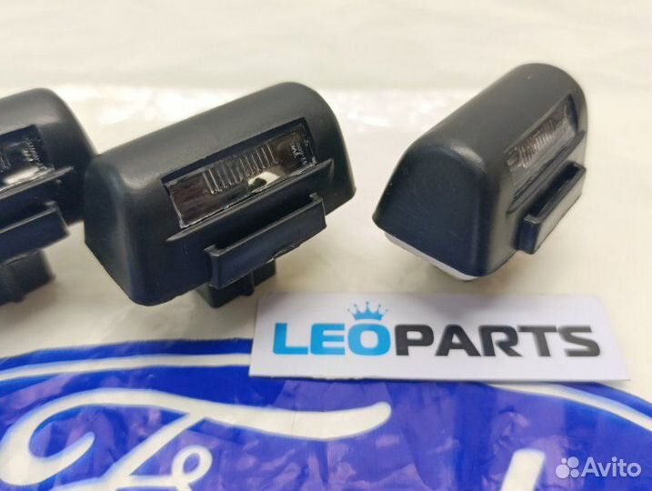 Фонарь подсветка номера Ford Transit новый оригин