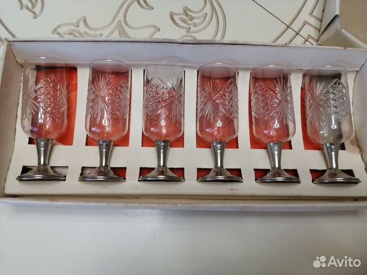 Набор хрустальный рюмок