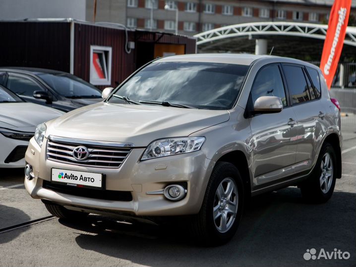 Toyota RAV4 2.0 CVT, 2011, 107 324 км