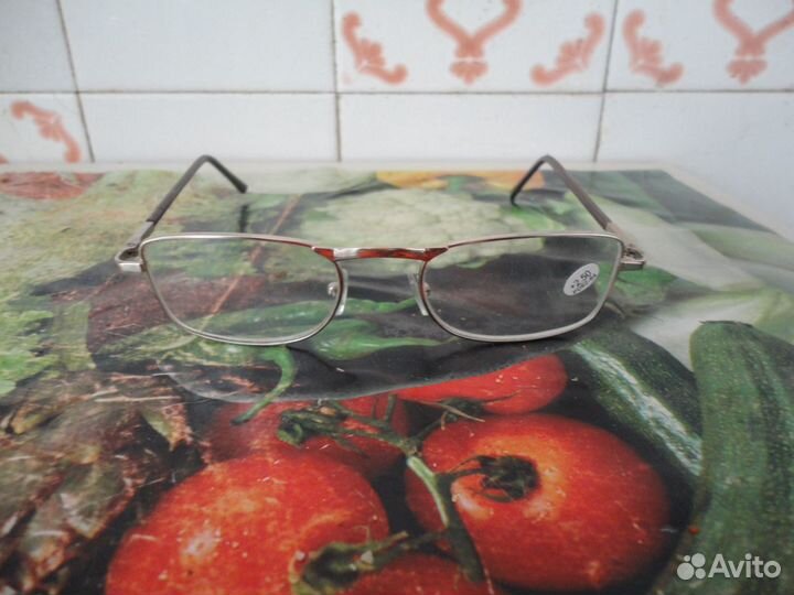 Очки с диоптриями (коррекционные ) +2,5