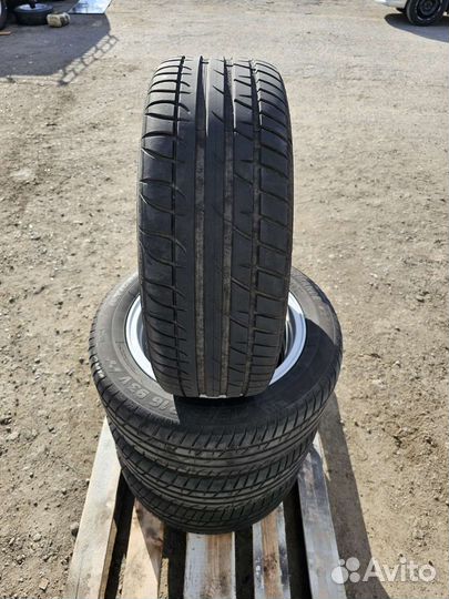 Tigar High Performance 215/55 R16 V